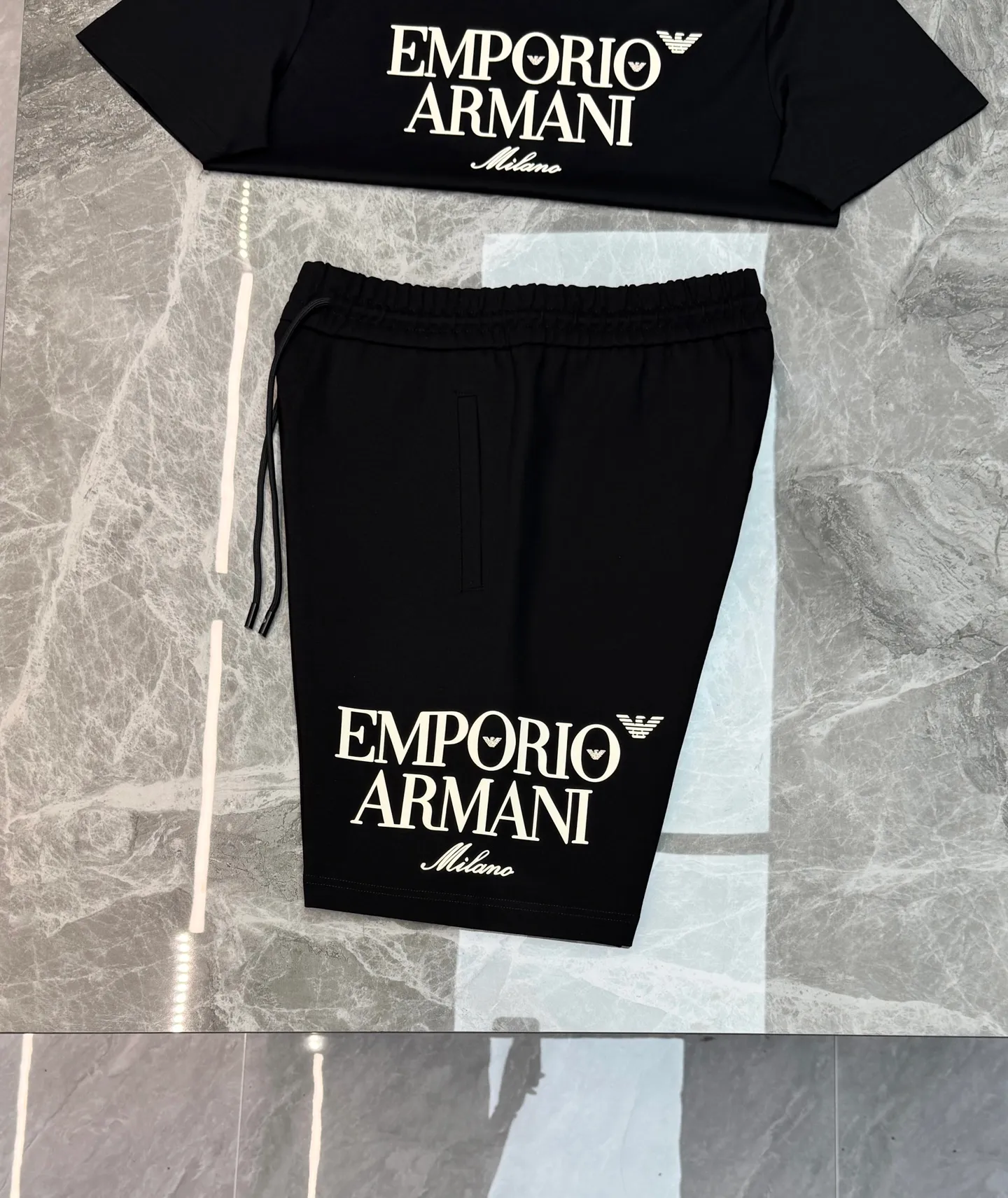 195。 ⚜️ Emporio Armani Original ～ . Same Style❤️ . ！ . ！ Premium . Breathable. . . ， OK. ！ ：Black.White.Dark Blue.Sizes：M-3XL/29-36 ❗️（S 4XL ！）175/140 L